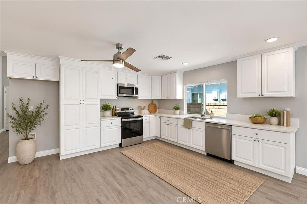 25308 Via Pacifica, Valencia, CA 91355 — photo 5