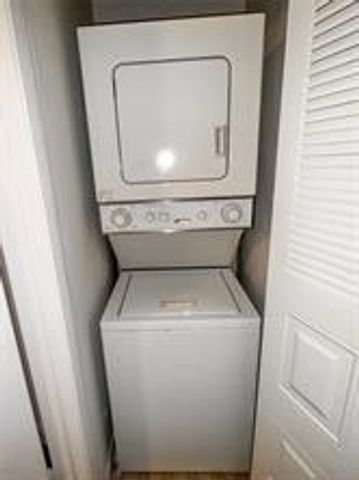 1921 NE 15th Ave, Fort Lauderdale, FL 33305