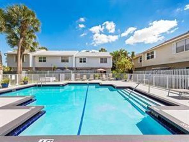 1921 NE 15th Ave, Fort Lauderdale, FL 33305