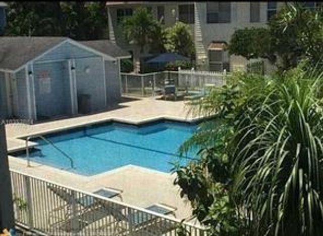 1921 NE 15th Ave, Fort Lauderdale, FL 33305