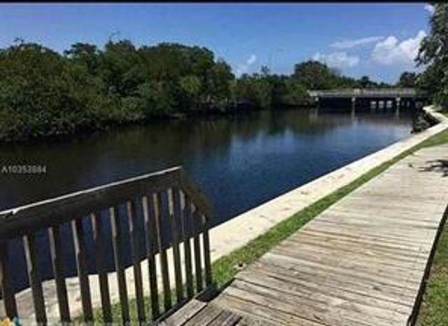 1921 NE 15th Ave, Fort Lauderdale, FL 33305