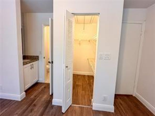 1921 NE 15th Ave, Fort Lauderdale, FL 33305