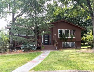 49 Gregg Court, Tappan, NY 10983