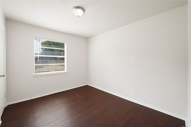 2014 Edna Smith Drive, Garland, TX 75040