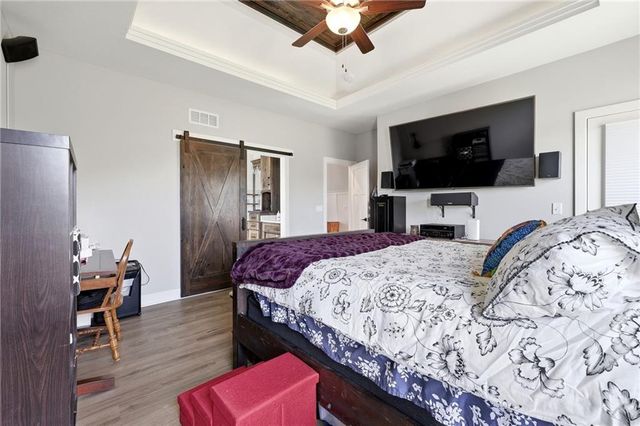 1717 SW 26th Terrace, Lee's Summit, MO 64082