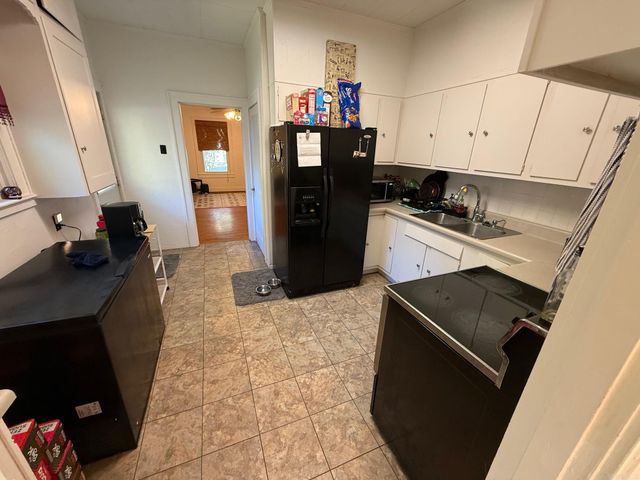 323 SE 5th Street, England, AR 72046