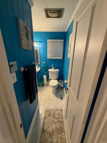 323 SE 5th Street, England, AR 72046