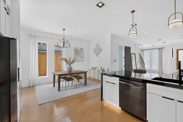 1226 S Ewing Avenue, Dallas, TX 75216