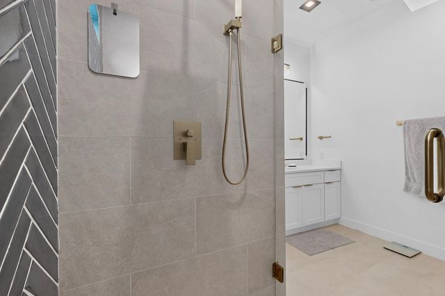 1226 S Ewing Avenue, Dallas, TX 75216