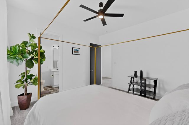 1226 S Ewing Avenue, Dallas, TX 75216