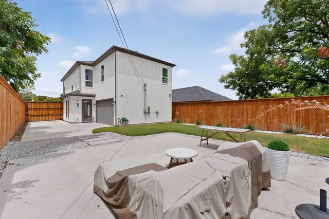 1226 S Ewing Avenue, Dallas, TX 75216