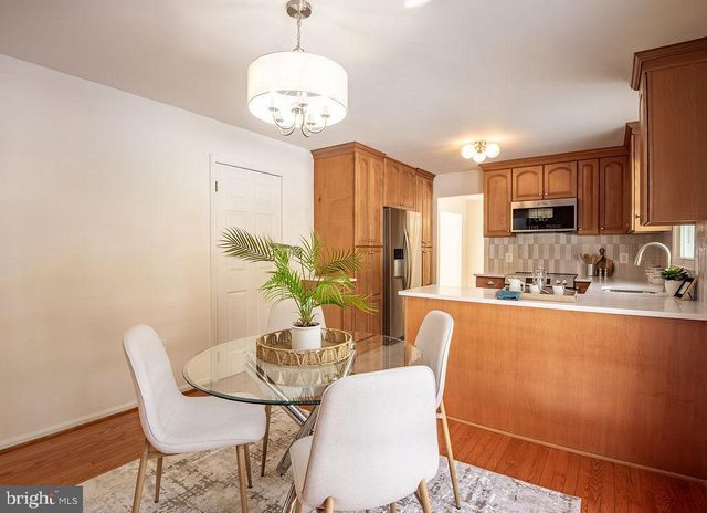 9102 RED LION TAVERN CT, Springfield, VA 22153