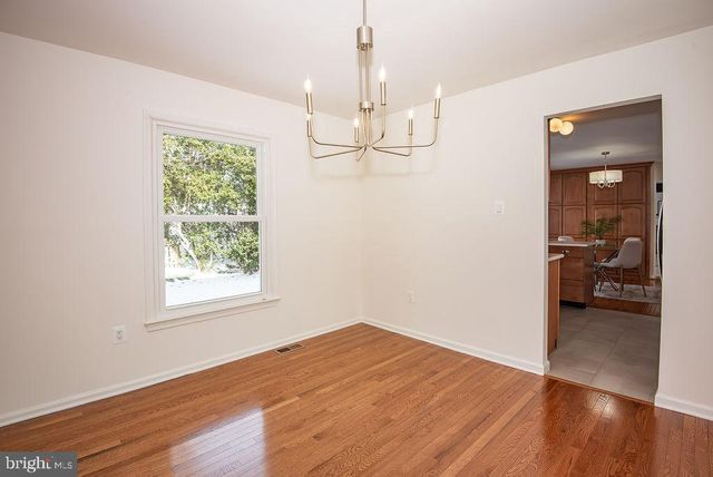 9102 RED LION TAVERN CT, Springfield, VA 22153