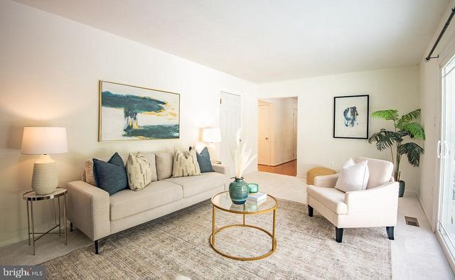 9102 RED LION TAVERN CT, Springfield, VA 22153