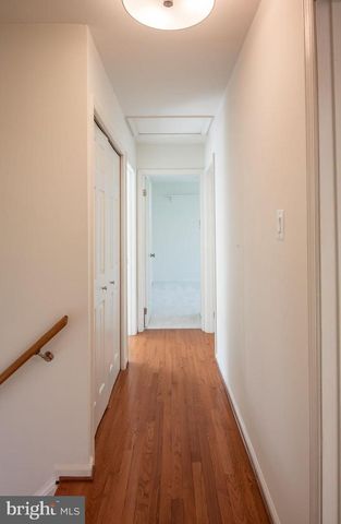 9102 RED LION TAVERN CT, Springfield, VA 22153