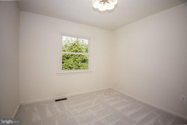 9102 RED LION TAVERN CT, Springfield, VA 22153