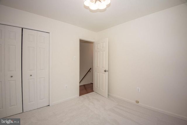 9102 RED LION TAVERN CT, Springfield, VA 22153