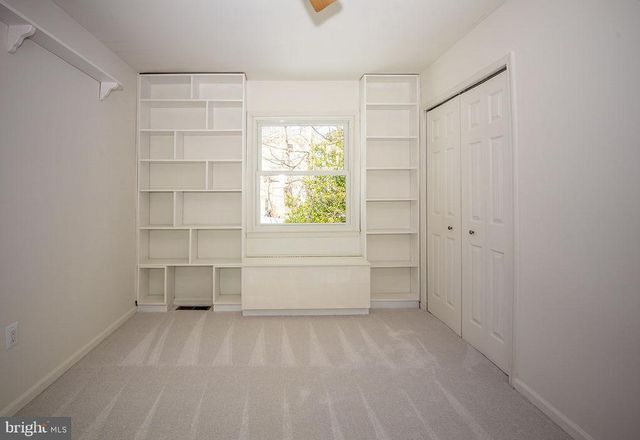 9102 RED LION TAVERN CT, Springfield, VA 22153