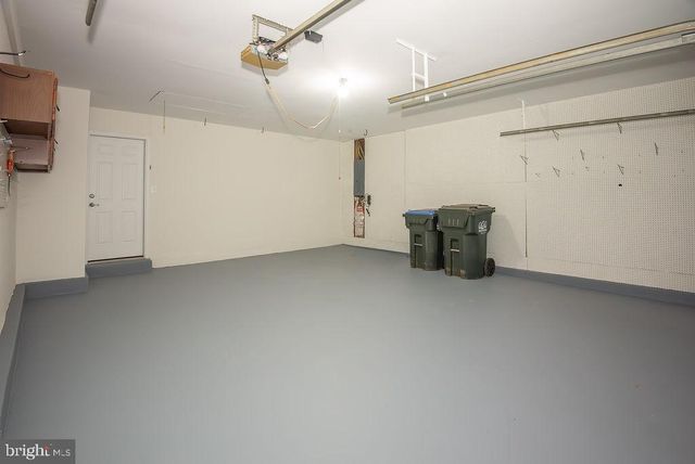 9102 RED LION TAVERN CT, Springfield, VA 22153