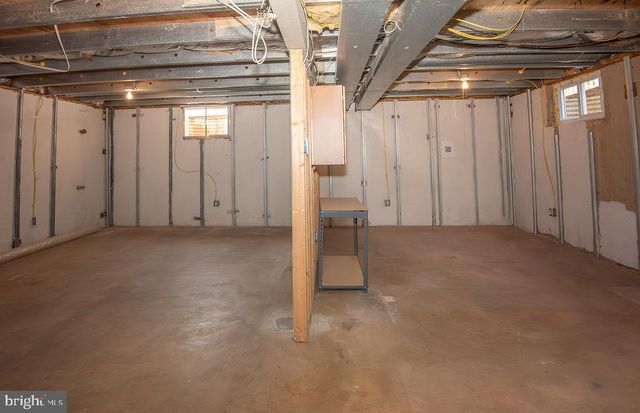 9102 RED LION TAVERN CT, Springfield, VA 22153