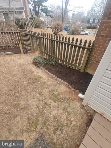 9102 RED LION TAVERN CT, Springfield, VA 22153