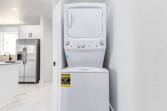 5912 Mayle Street A, Houston, TX 77016