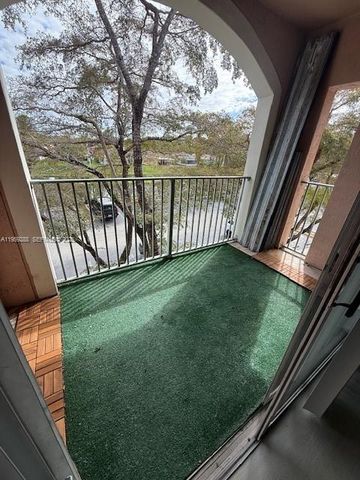 12112 Saint Andrews Pl 303, Miramar, FL 33025