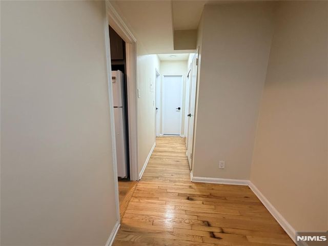 2160 Center Avenue 4R, Fort Lee, NJ 07024