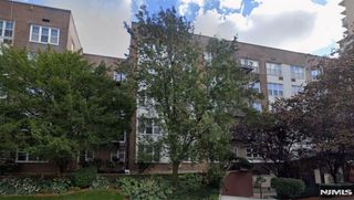 2160 Center Avenue 4R, Fort Lee, NJ 07024