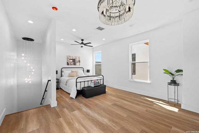 117 Carle, San Antonio, TX 78204