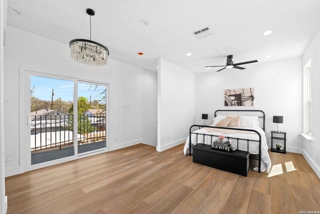 117 Carle, San Antonio, TX 78204