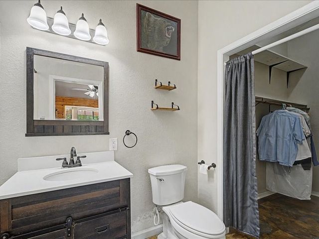 1816 County Road 2040, Ravenna, TX 75476