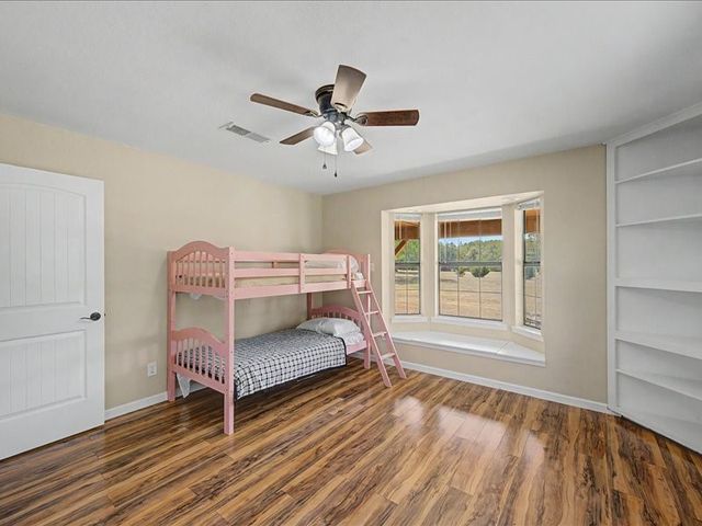 1816 County Road 2040, Ravenna, TX 75476