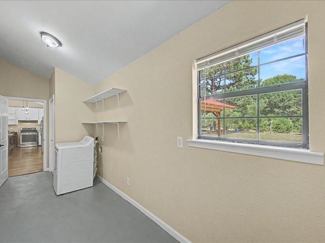1816 County Road 2040, Ravenna, TX 75476