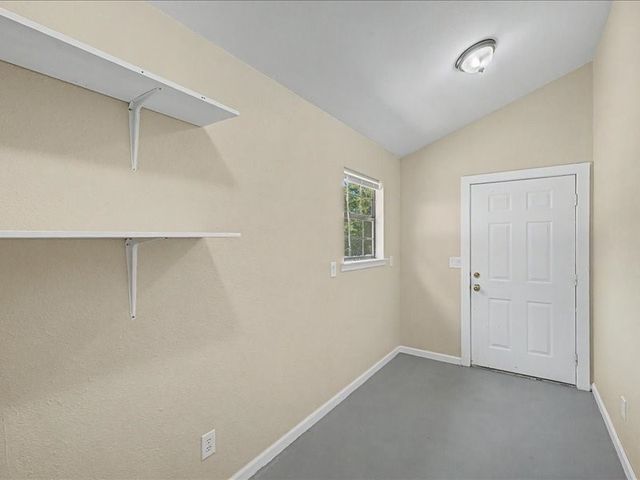 1816 County Road 2040, Ravenna, TX 75476