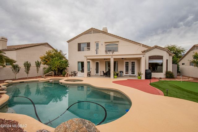 13065 N Woodburne Avenue, Oro Valley, AZ 85755