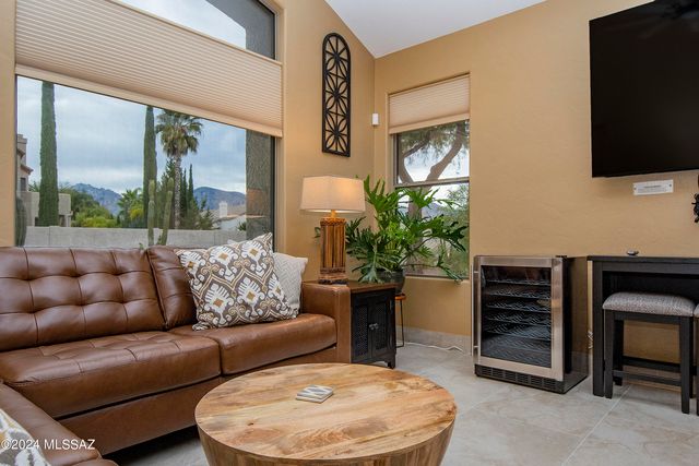 13065 N Woodburne Avenue, Oro Valley, AZ 85755