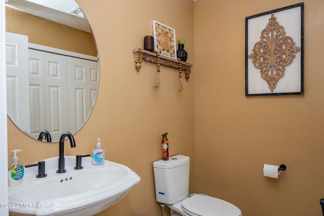 13065 N Woodburne Avenue, Oro Valley, AZ 85755