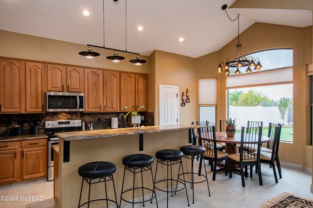 13065 N Woodburne Avenue, Oro Valley, AZ 85755