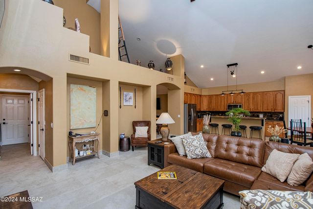13065 N Woodburne Avenue, Oro Valley, AZ 85755