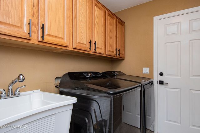 13065 N Woodburne Avenue, Oro Valley, AZ 85755