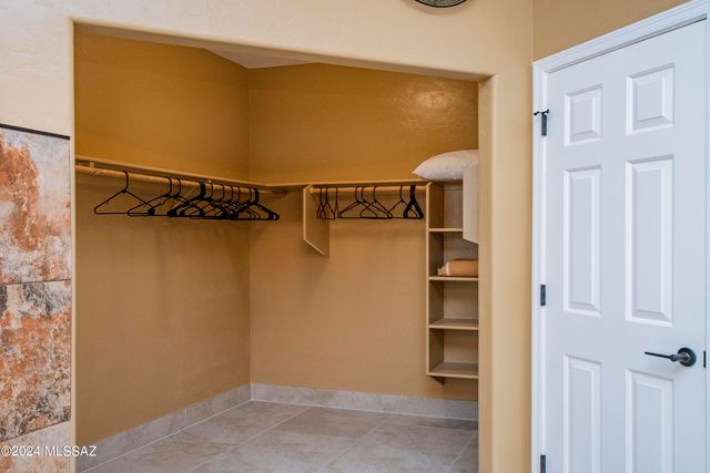 13065 N Woodburne Avenue, Oro Valley, AZ 85755