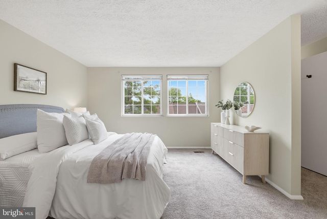 7619 NUTWOOD CT, Rockville, MD 20855
