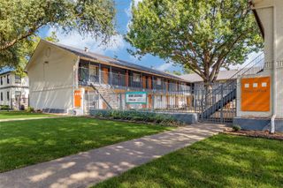 4618 Reiger Avenue 111, Dallas, TX 75246