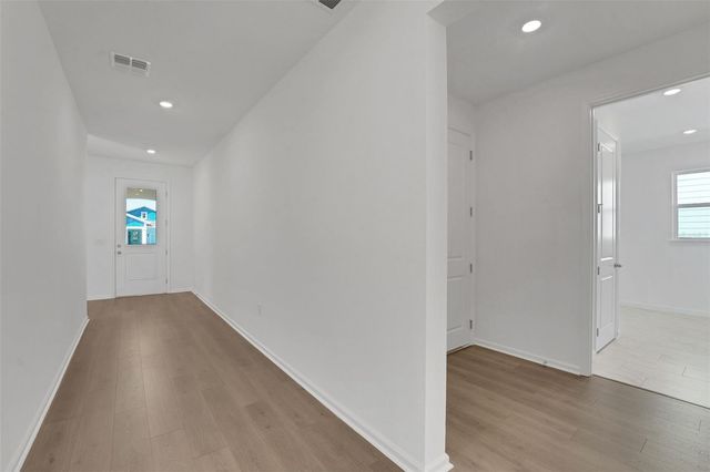 991 FIESTA KEY CIRCLE, Lady Lake, FL 32159