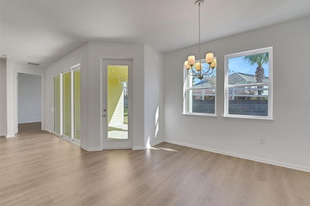 991 FIESTA KEY CIRCLE, Lady Lake, FL 32159