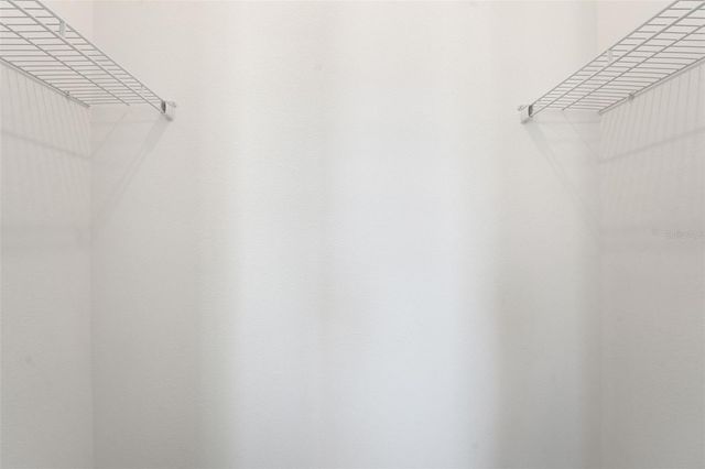 991 FIESTA KEY CIRCLE, Lady Lake, FL 32159