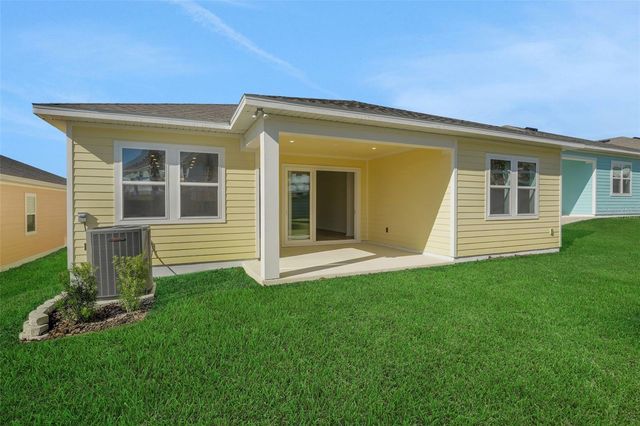 991 FIESTA KEY CIRCLE, Lady Lake, FL 32159