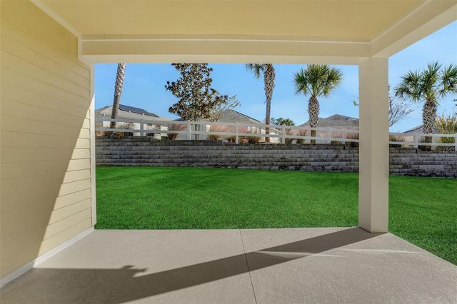 991 FIESTA KEY CIRCLE, Lady Lake, FL 32159