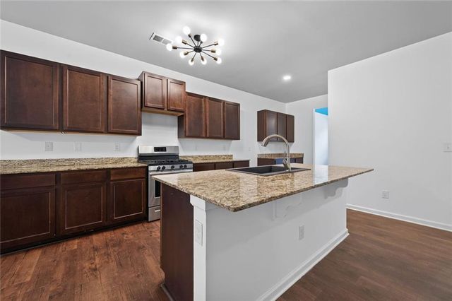 176 Birchfield Way, Dallas, GA 30132